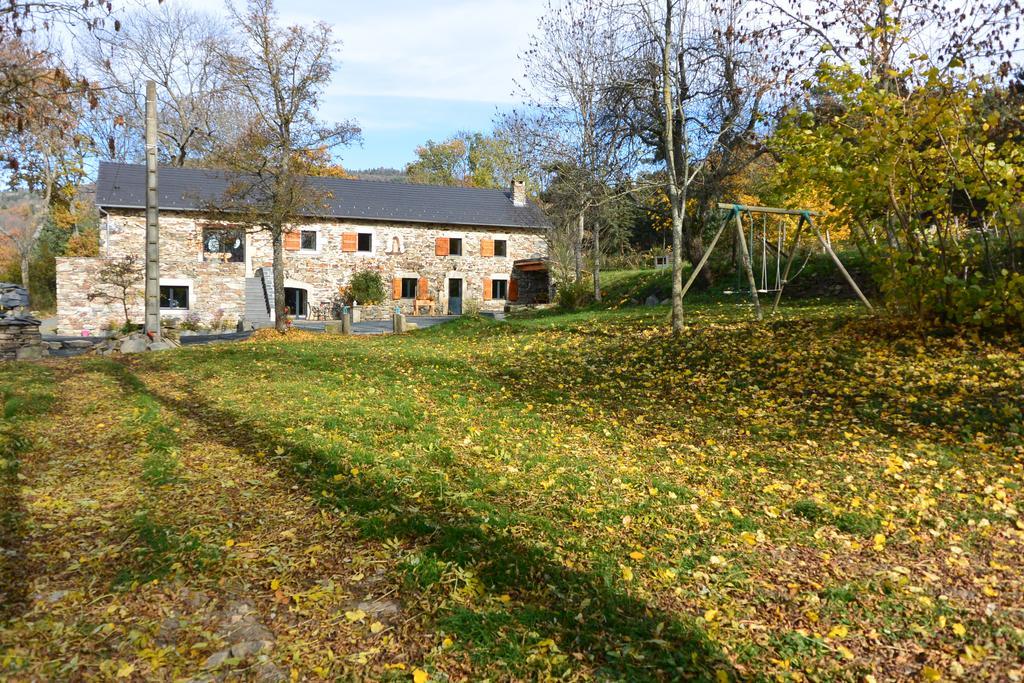 Вилла Aux Pays Des Sucs Saint-Hostien Экстерьер фото